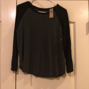 American Eagle semi crop top